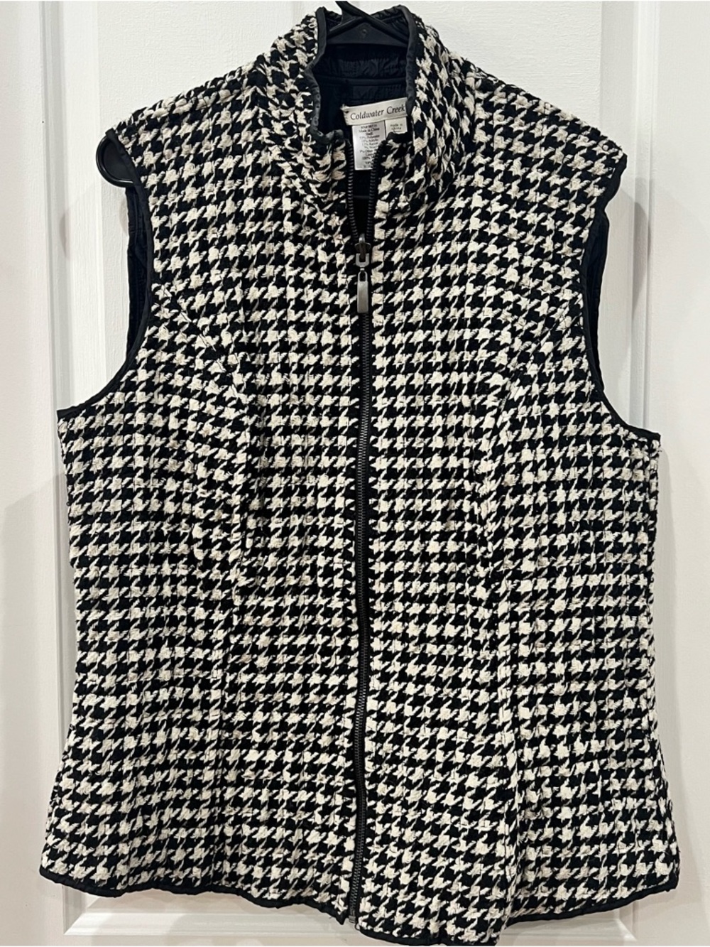 Coldwater Creek Reversible Black White Quilted Vest Women’s Large Cozy Capsule